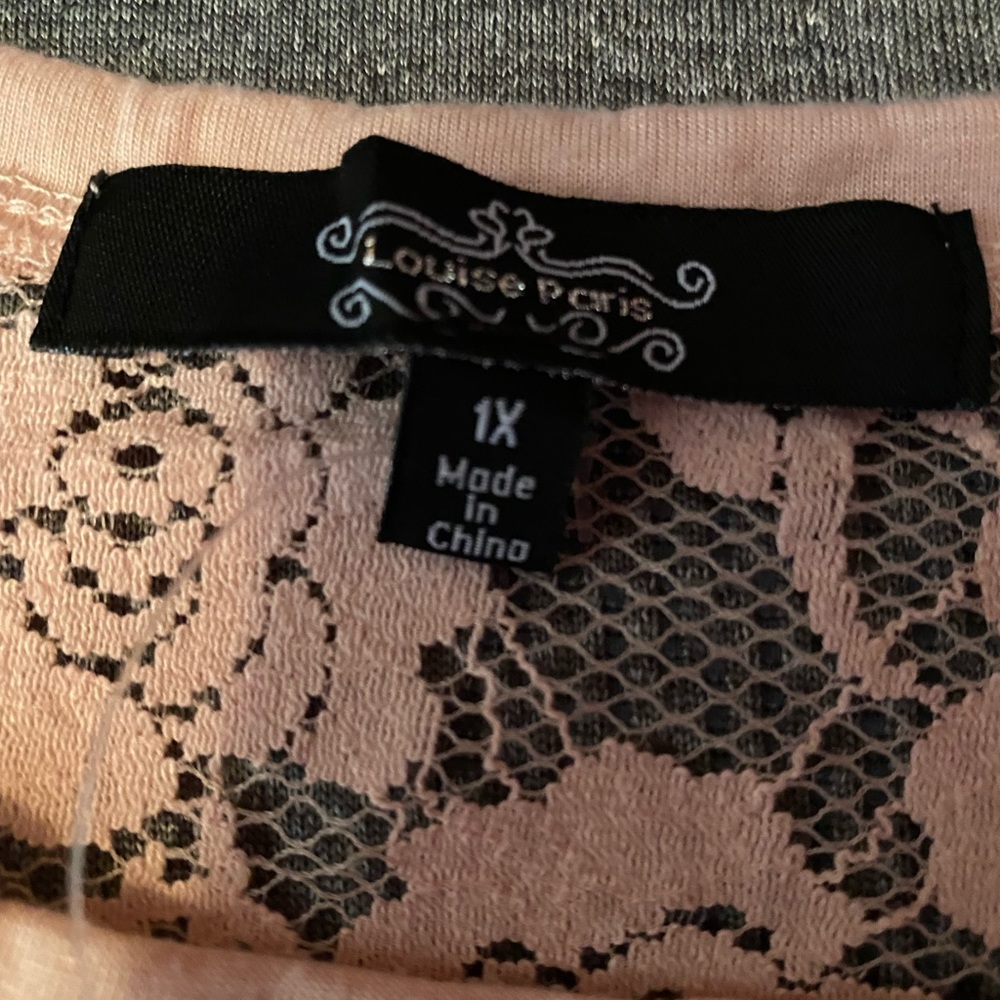 Lace top - Picture 2 of 2